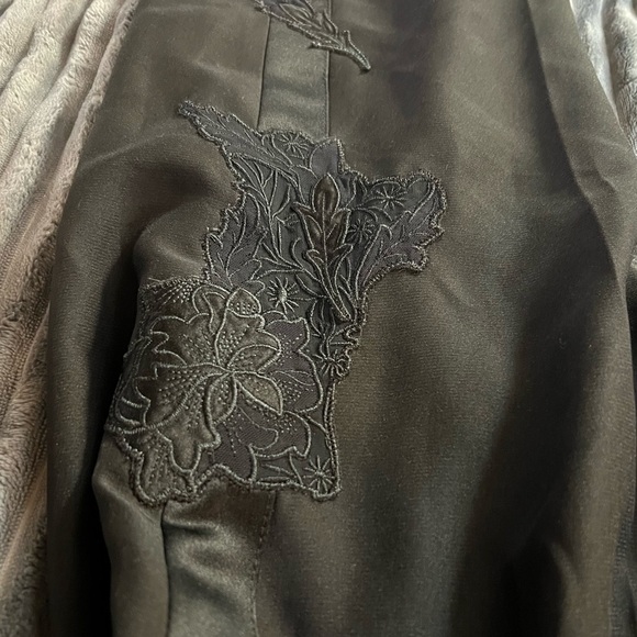 Black Pants-Body By Victoria-LIKE NEW​​​ - Picture 6 of 7